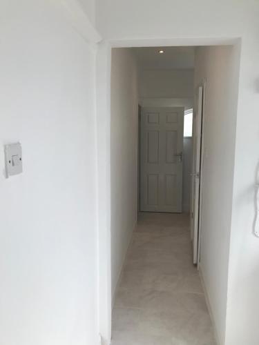 Cheerful 5 Bedroom House