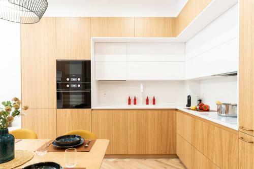 Royal Beach Apartment - Sshousing