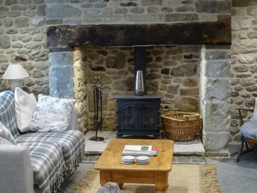 Olde Oak Cottage