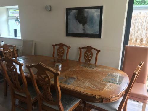 Stagborough Cottages With Hot Tub 3 Bedroom