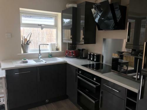 Stagborough Cottages With Hot Tub 3 Bedroom