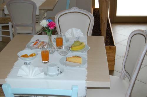 Giga Hotel