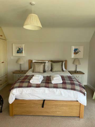 Cotswold Escape With Swimming Pool Near Cheltenham
