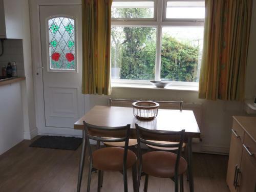 50 Meters From Miles Of Dog Friendly Beach