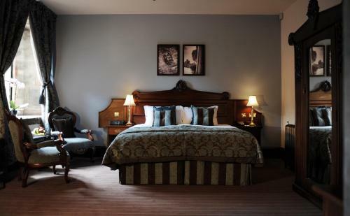 Hotel Peckforton Castle