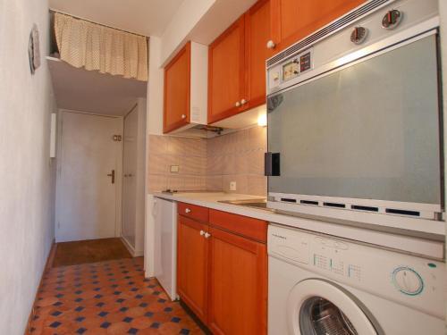 Attractive Holiday Home In Port Grimaud With Garden