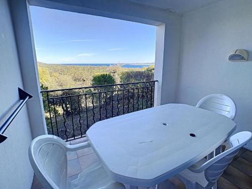 Rental 2 Rooms In Grimaud