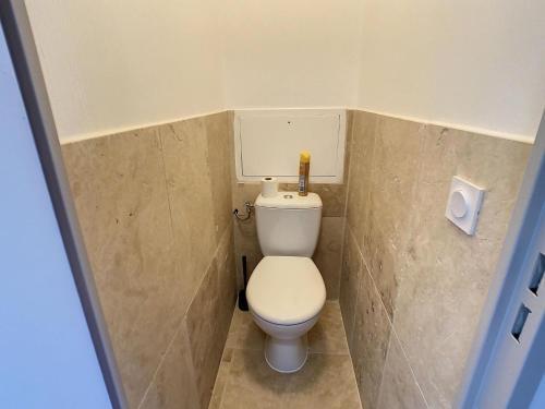 Rental 2 Rooms In Grimaud