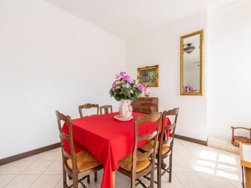 Nice Holiday Home In Hambye With Parking