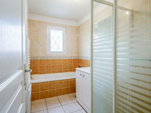 Holiday Home Meyran