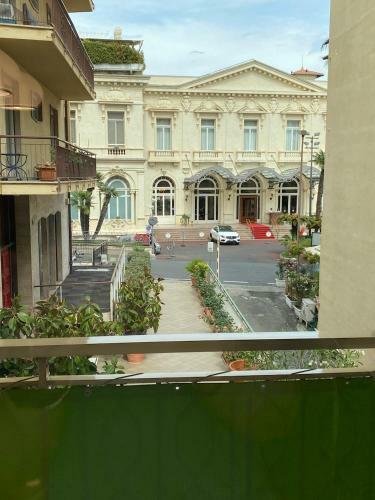 Apartamento Appartamento Incantevole Con Posto Auto-clic House
