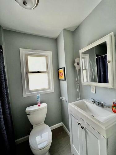 Montclair's Lovely Serviced Apartment With Free Parking +more+