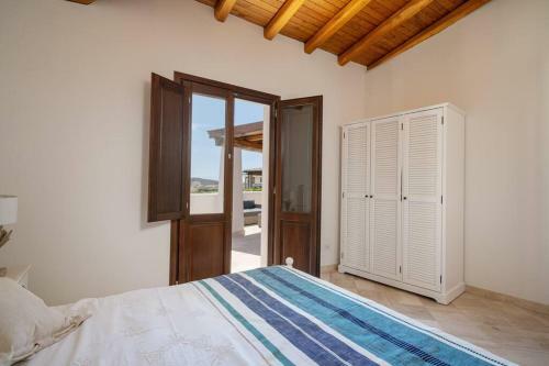 Lovely Villa W/beach Access ?private Garden ?bbq