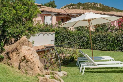 Charming Villa With Beach Access, Sea View, Private Garden