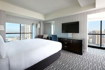 Hotel Manchester Grand Hyatt