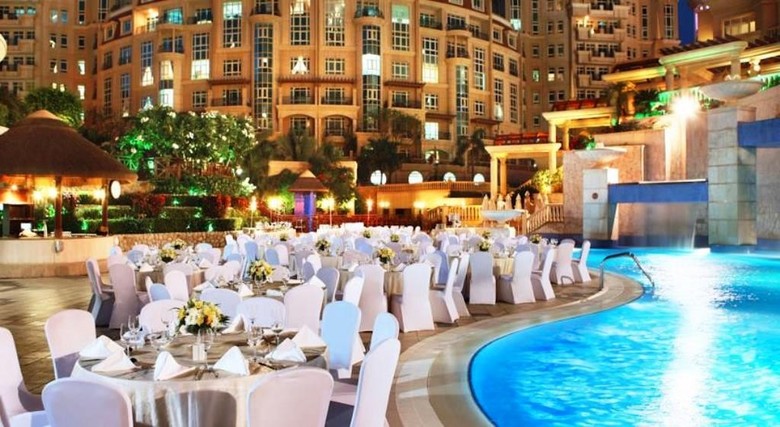 Hotel Al Murooj Rotana