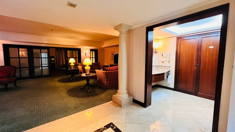 The Bristol Hotel Dubai