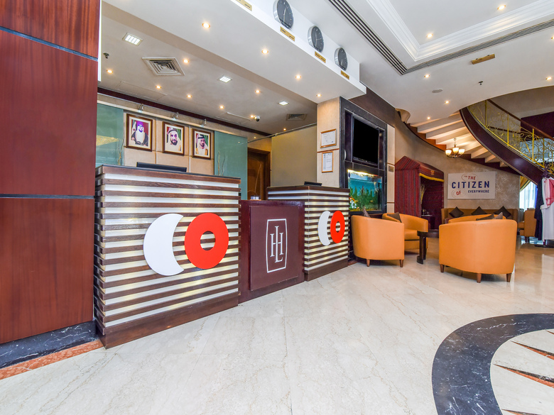 Landmark Summit Hotel