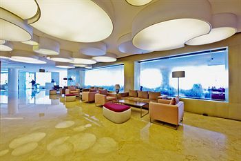 Aparthotel Al Bustan Centre & Residence
