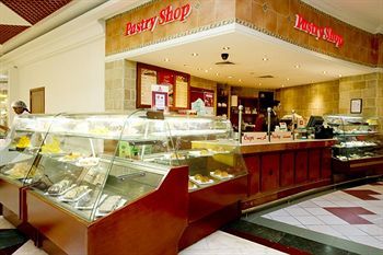Aparthotel Al Bustan Centre & Residence