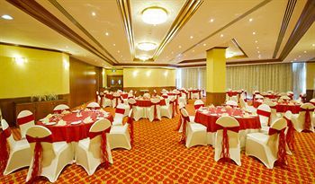 Aparthotel Al Bustan Centre & Residence