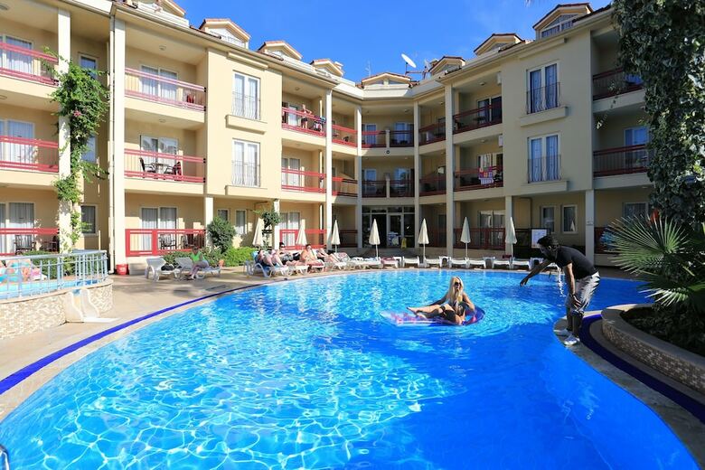 Apartamentos Club Amaris