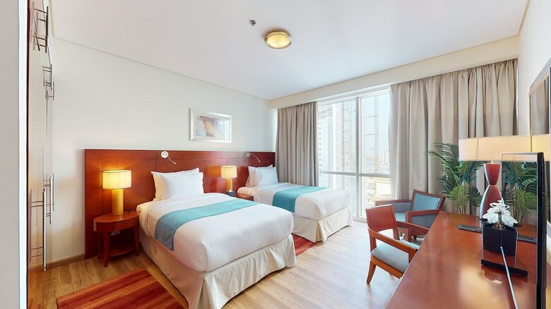Hotel Oasis Beach Tower