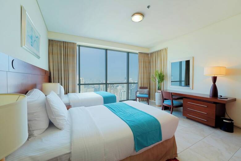 Hotel Oasis Beach Tower