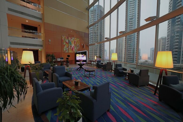 Hotel Oasis Beach Tower