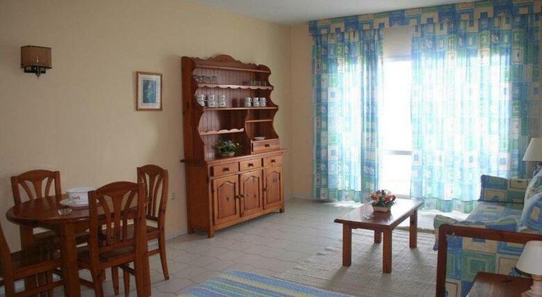 Apartamento Benal Beach
