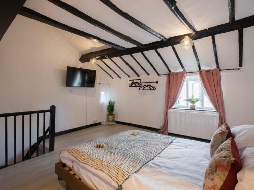Unique Romantic Getaway