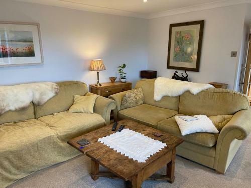 Beautiful River View House In Truro