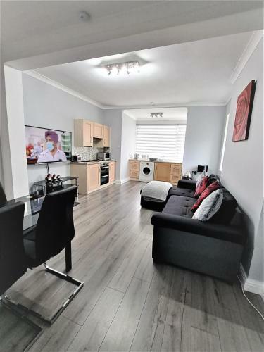 Apartamento Large Flat Quite Location Modern And Well Equipped