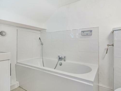Lovely Villa 3 King 1 Double 1 Double Sofa 1 Bunk