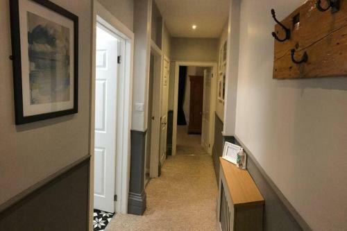 * Popular * Stunning Quiet Apartment By The Sea