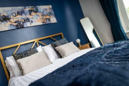 * Popular * Stunning Quiet Apartment By The Sea