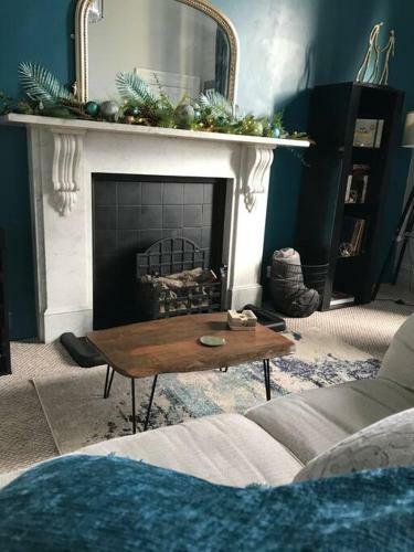 * Popular * Stunning Quiet Apartment By The Sea