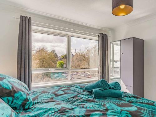 Lovely Apartment 2 King-sized 2 Single Beds