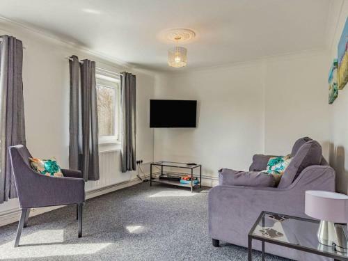 Lovely Apartment 2 King-sized 2 Single Beds