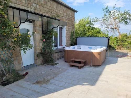 Au Mont Chez Vous #jacuzzi Et Vue Mont-st-michel#