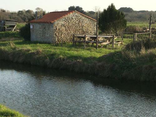 Hostal Le Clos De La Viniere