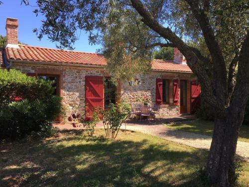 Hostal Le Clos De La Viniere