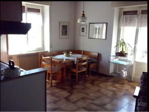 Warm, Nice & Lake-view Apartment With Privat Park