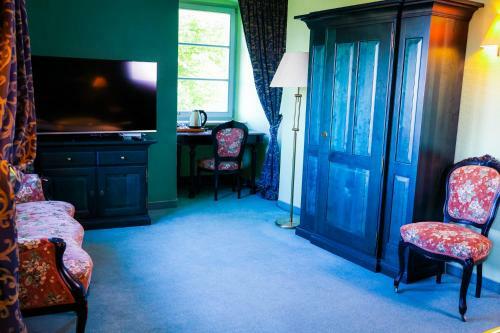 Hotel Schlo� Neuburg