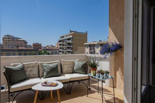 Hostal Nue Suites