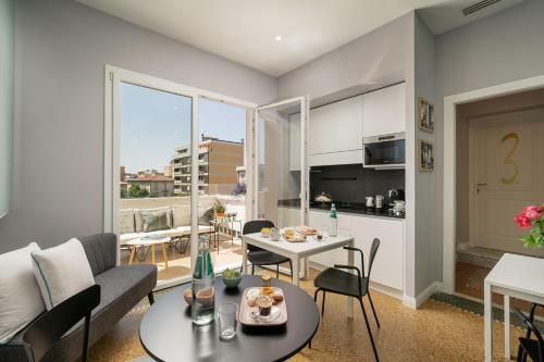Hostal Nue Suites