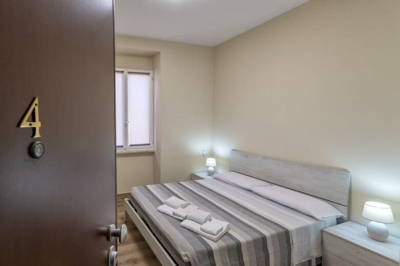 Hostal Vico Rooms