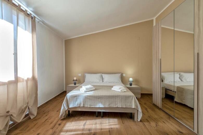 Hostal Vico Rooms