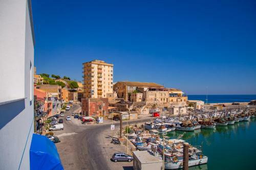 Bed & Breakfast Vittoria Luxury Rooms