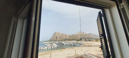 Blue Sea Apartment